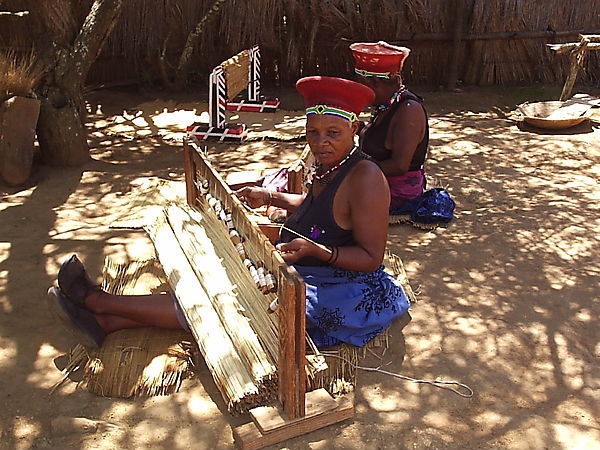 Zulu Women Weaving