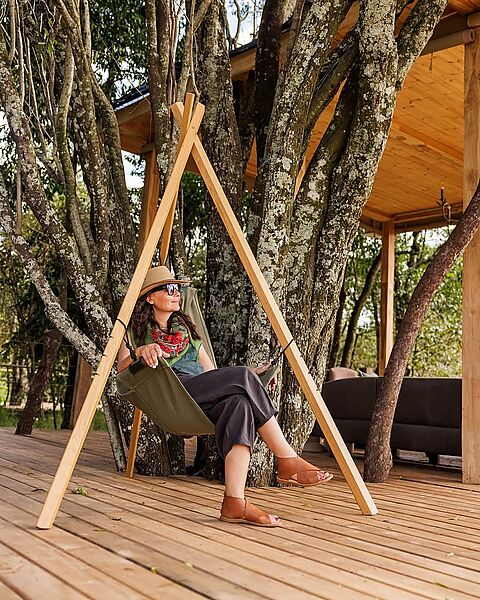 Relaxation at the heart of Serengeti